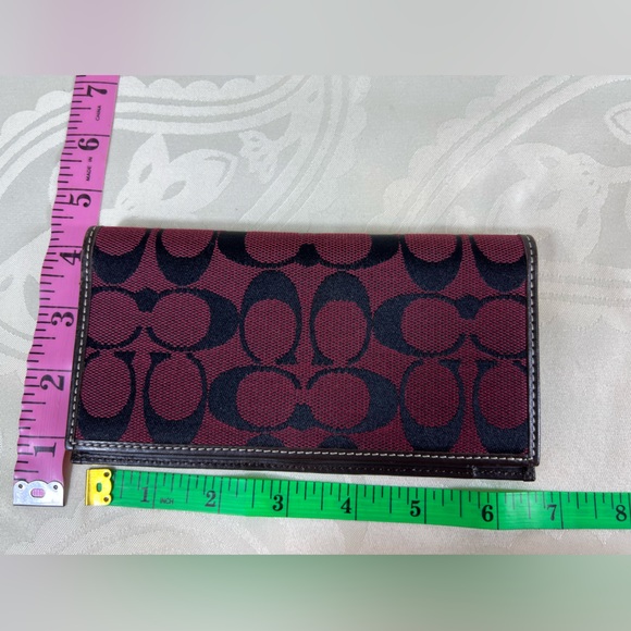 2005: Coach Set in VGUC - Picture 14 of 14